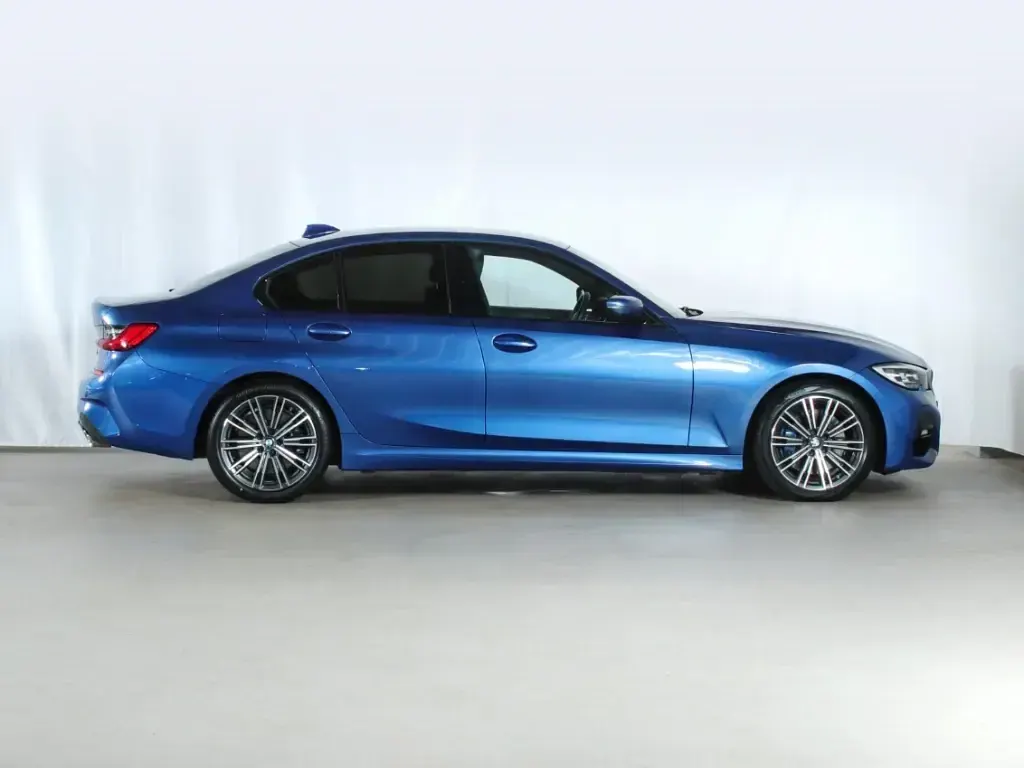 Gebraucht BMW 330 M Sport 286 PS (210 kW) 2021 Blau Limousine
