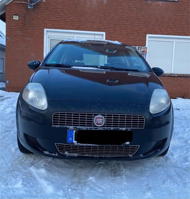 Schwarz Gebraucht 2006 Fiat Punto Kleinwagen | 300 € (Superpreis) - Bild 1/4