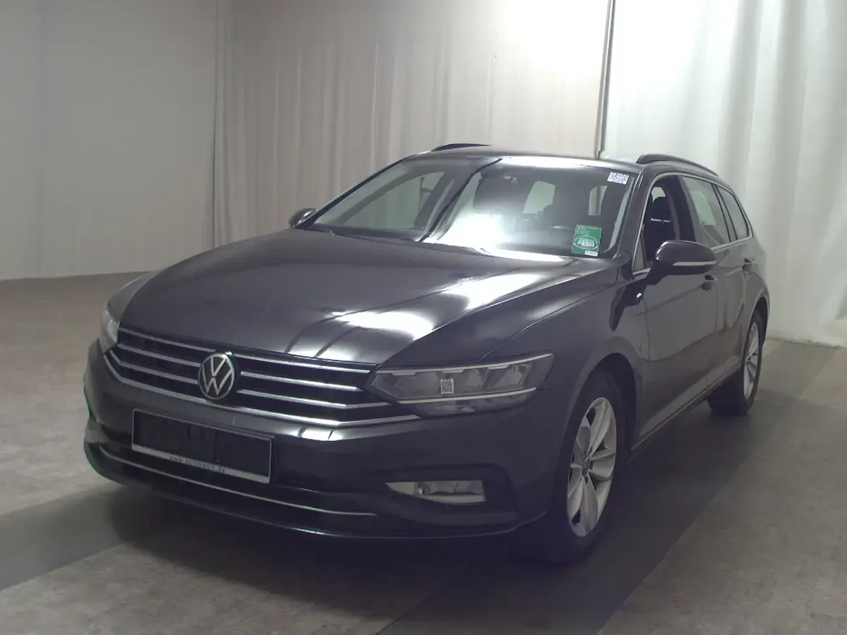 Gebraucht VW Passat Business 200 PS (147 kW) 2020 Grau Kombi