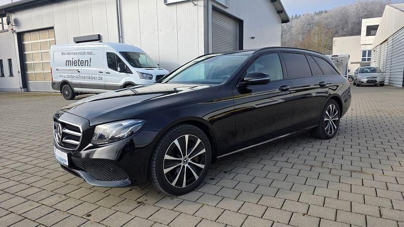Gebraucht Mercedes E400 340 PS (250 kW) 2018 Schwarz Limousine