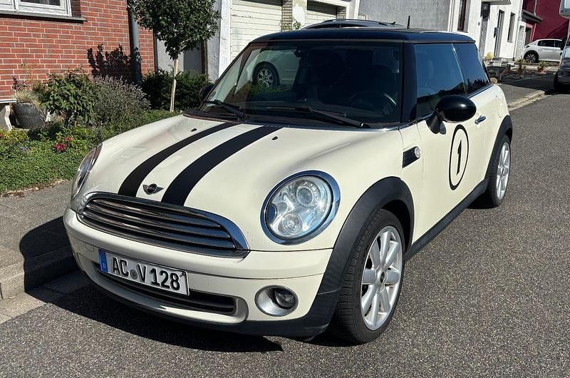 Weiß Gebraucht 2009 Mini Cooper Kleinwagen | 3.500 € (Guter Preis) - Bild 1/4