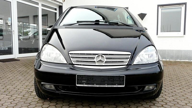 Gebraucht Mercedes A210 140 PS (102 kW) 2002 Schwarz Kleinwagen