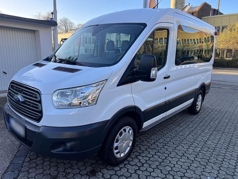 Gebraucht Ford Transit 131 PS (96 kW) 2018 Weiß Van / Kleinbus