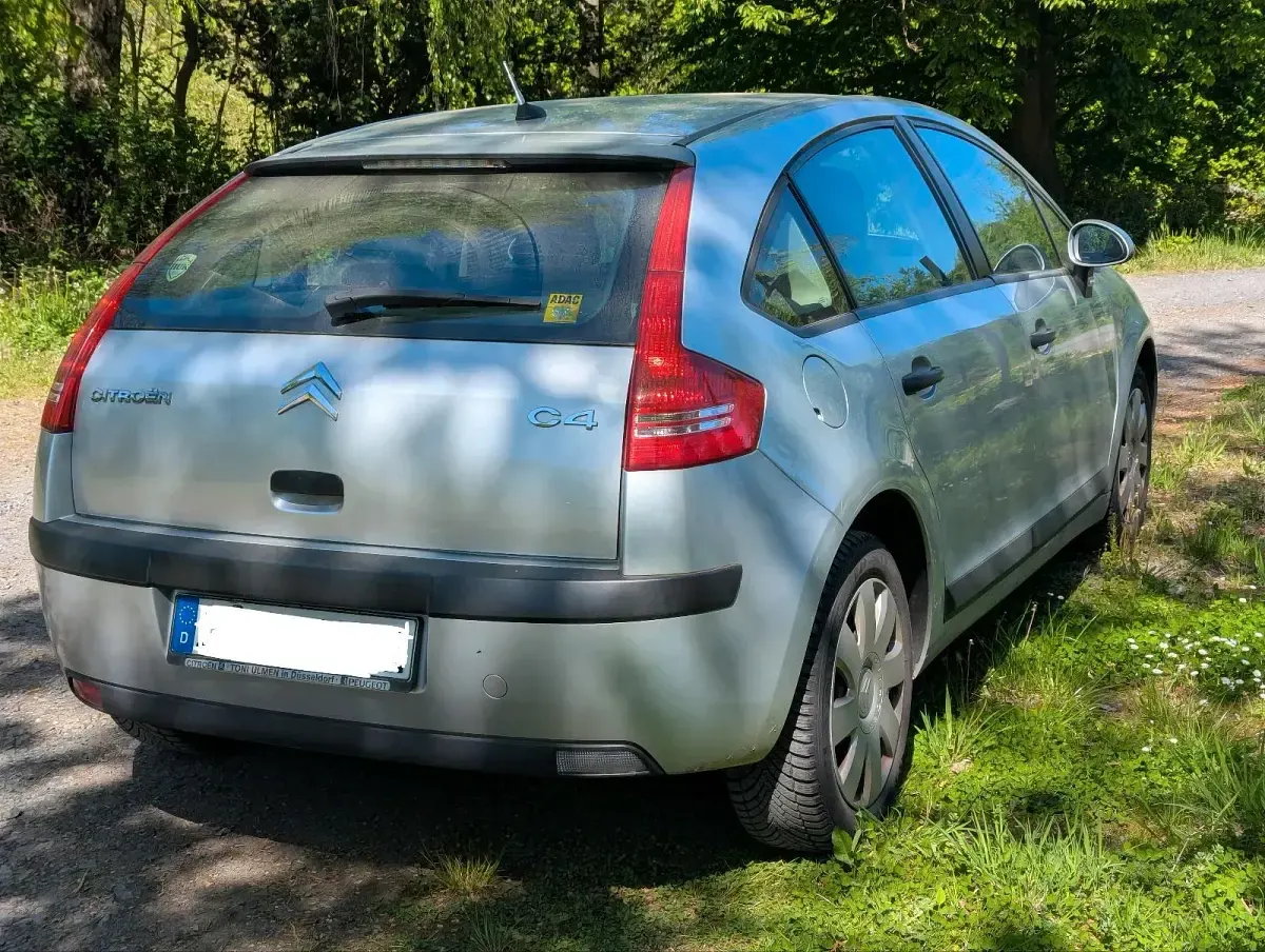 Gebraucht Citroën C4 88 PS (64 kW) 2006 Silber Limousine