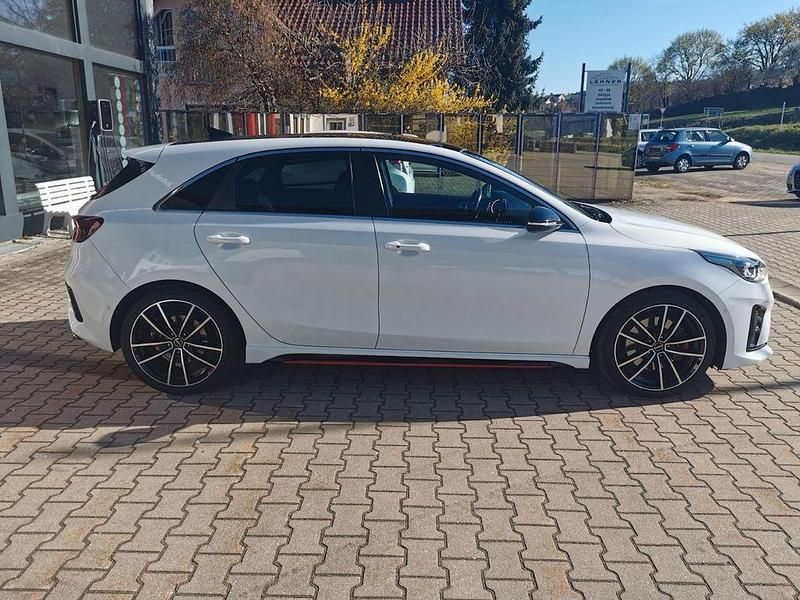 Gebraucht Kia Ceed GT GT 204 PS (150 kW) 2020 Weiß Limousine