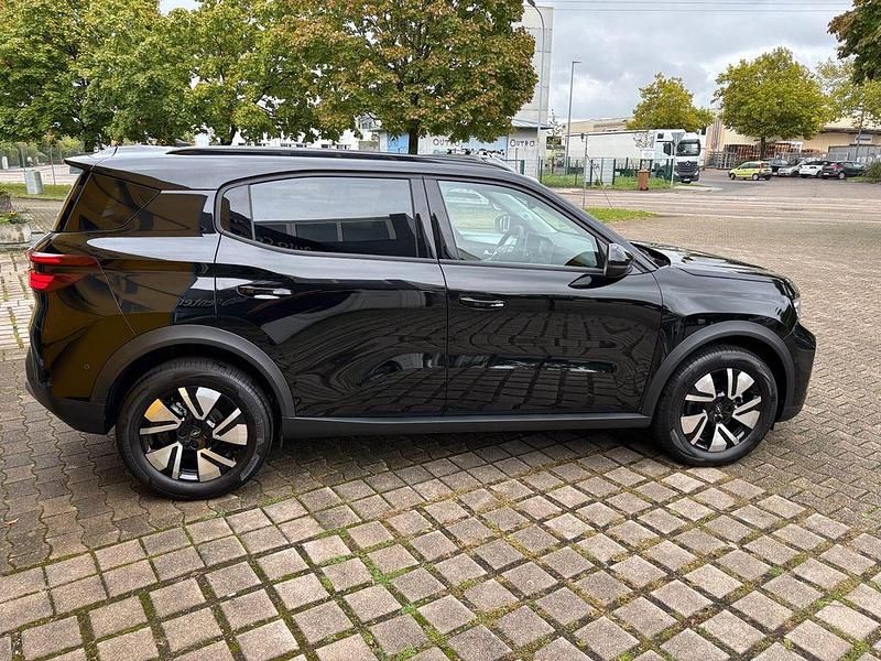 Neu Opel Frontera 145 PS (106 kW) 2025 Schwarz SUV