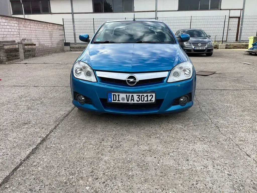 Gebraucht Opel Tigra Enjoy 125 PS (91 kW) 2005 Blau Cabrio