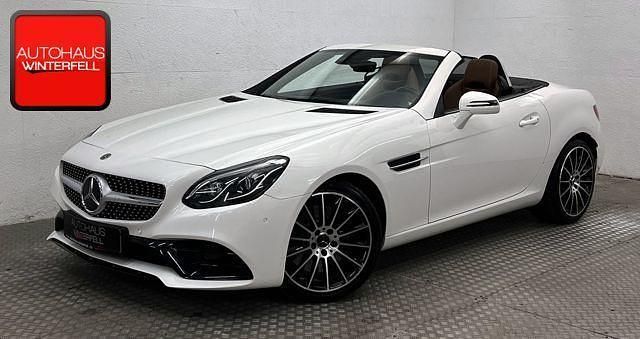 Polarweiss Gebraucht 2017 Mercedes SLC300 AMG Cabrio | 34.880 € (Fairer Preis) - Bild 1/4