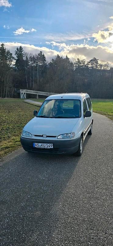 Gebraucht Peugeot Partner 75 PS (55 kW) 2002 Weiß Van / Kleinbus