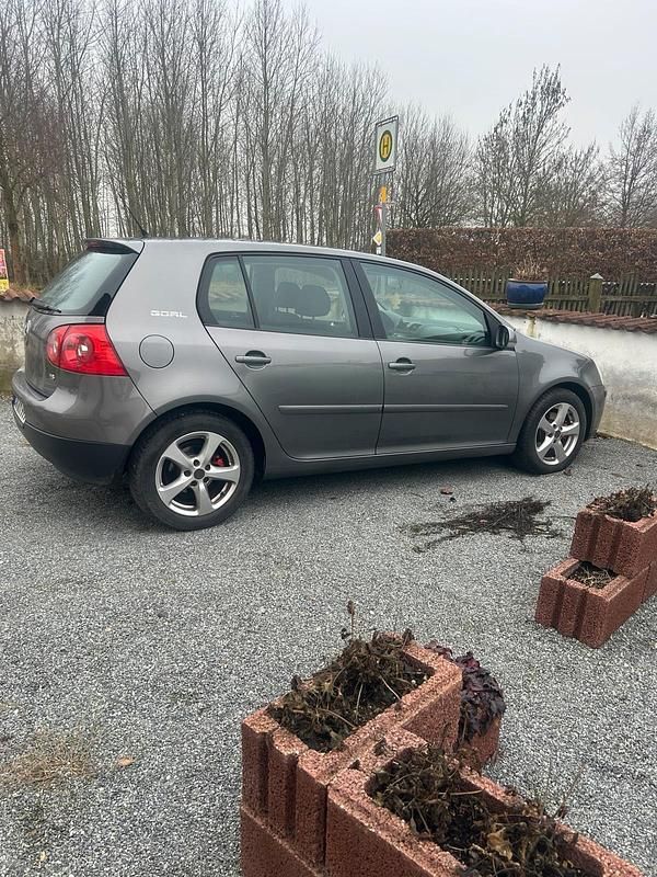 Gebraucht 2007 VW Golf V Kleinwagen | 2.600 € (Fairer Preis) - Bild 1/4