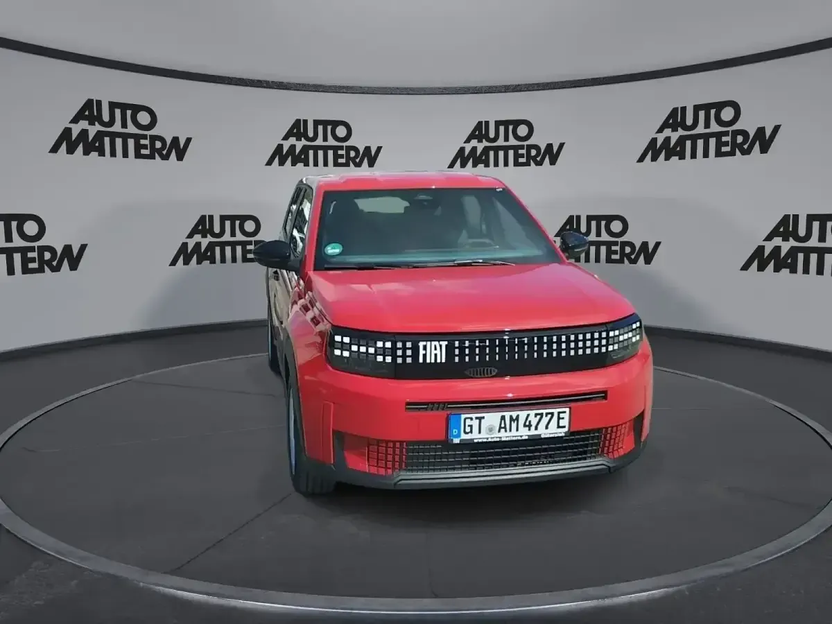 Gebraucht Fiat Grande Panda Red 83 kW (113 PS) 2025 Rot Kleinwagen