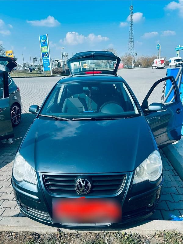 Gebraucht VW Polo Trendline 64 PS (47 kW) 2008 Grau Kleinwagen
