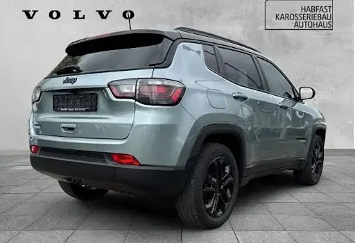 Gebraucht Jeep Compass Limited 190 PS (139 kW) 2022 Steel blue pearl coat SUV