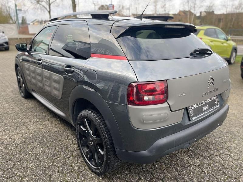 Gebraucht Citroën C4 Feel 99 PS (72 kW) 2016 Grau Limousine