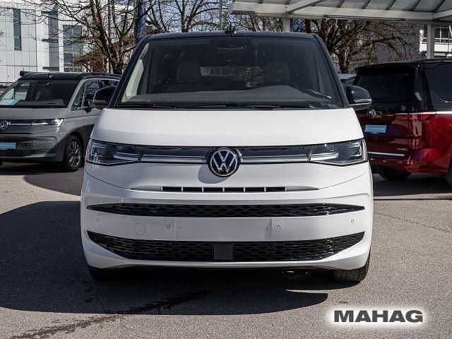 Second-hand VW Multivan Life 150 CP (110 kW) 2025 Alb Monovolum