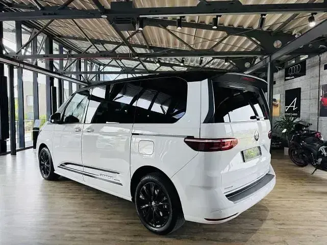 Usata VW Multivan Edition 218 CV (160 kW) 2023 Bianco Monovolume