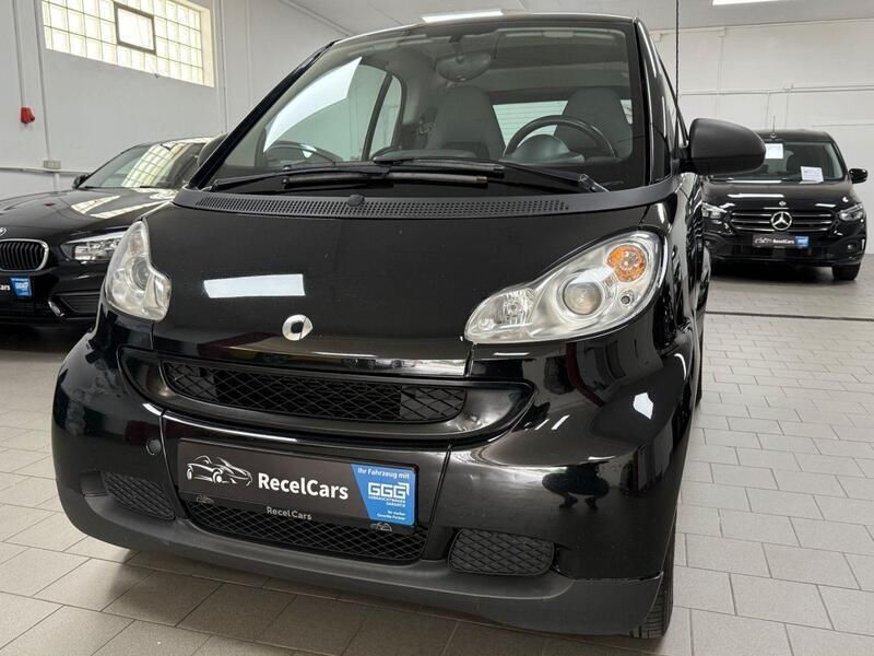Schwarz Gebraucht 2008 Smart ForTwo Coupé Basis Coupé | 3.900 € (Fairer Preis) - Bild 1/4