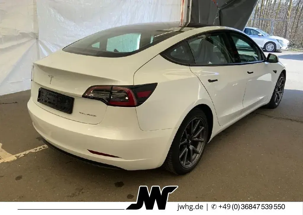 Gebraucht Tesla Model 3 350 kW (476 PS) 2021 Weiß Limousine