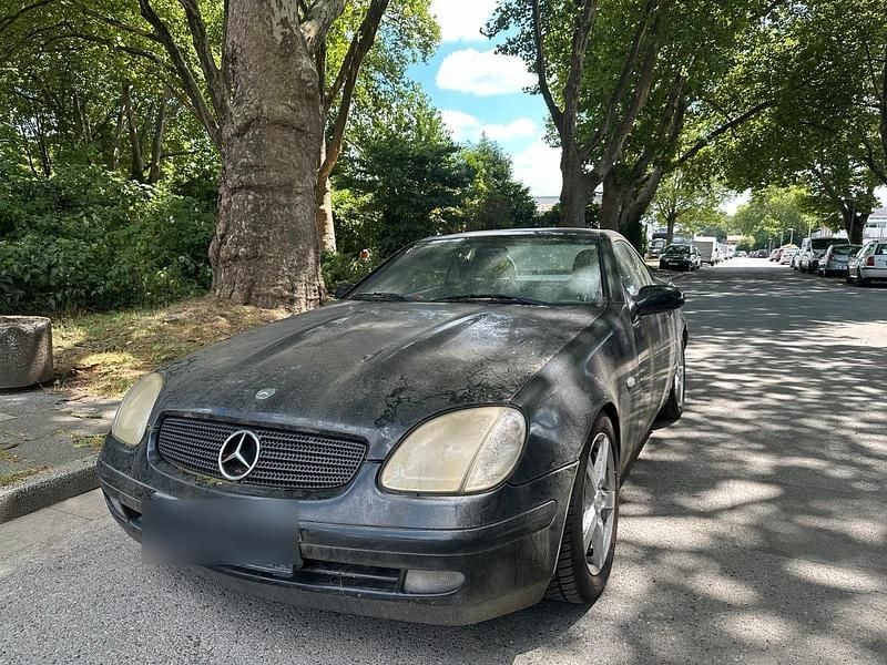 Schwarz Gebraucht 1997 Mercedes SLK230 Cabrio | 3.300 € (Etwas zu teuer) - Bild 1/4