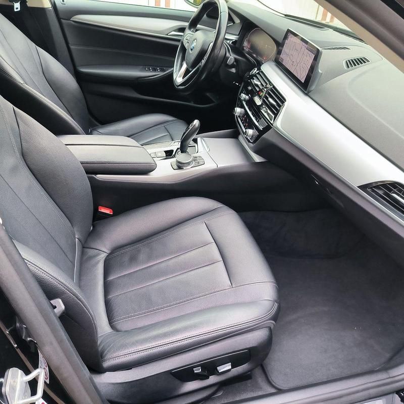 Gebraucht BMW 540 320 PS (235 kW) 2019 Schwarz Kombi