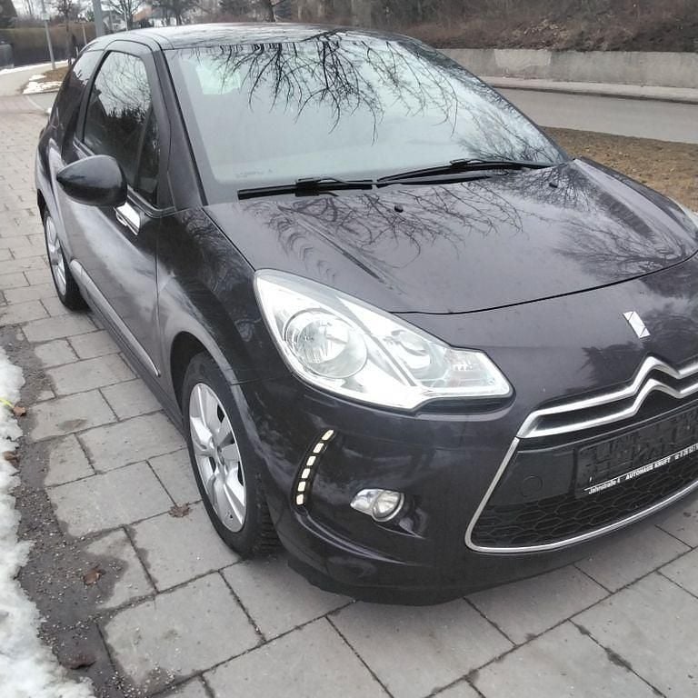 Gebraucht Citroën DS3 So Chic 82 PS (60 kW) 2014 Schwarz Kleinwagen