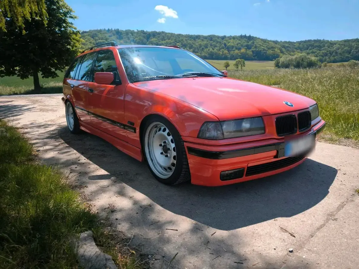 Gebraucht BMW 320 150 PS (110 kW) 1995 Rot Kombi