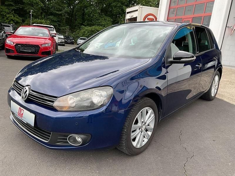 Blau Gebraucht 2011 VW Golf VI Style Limousine | 4.990 € (Guter Preis) - Bild 1/4