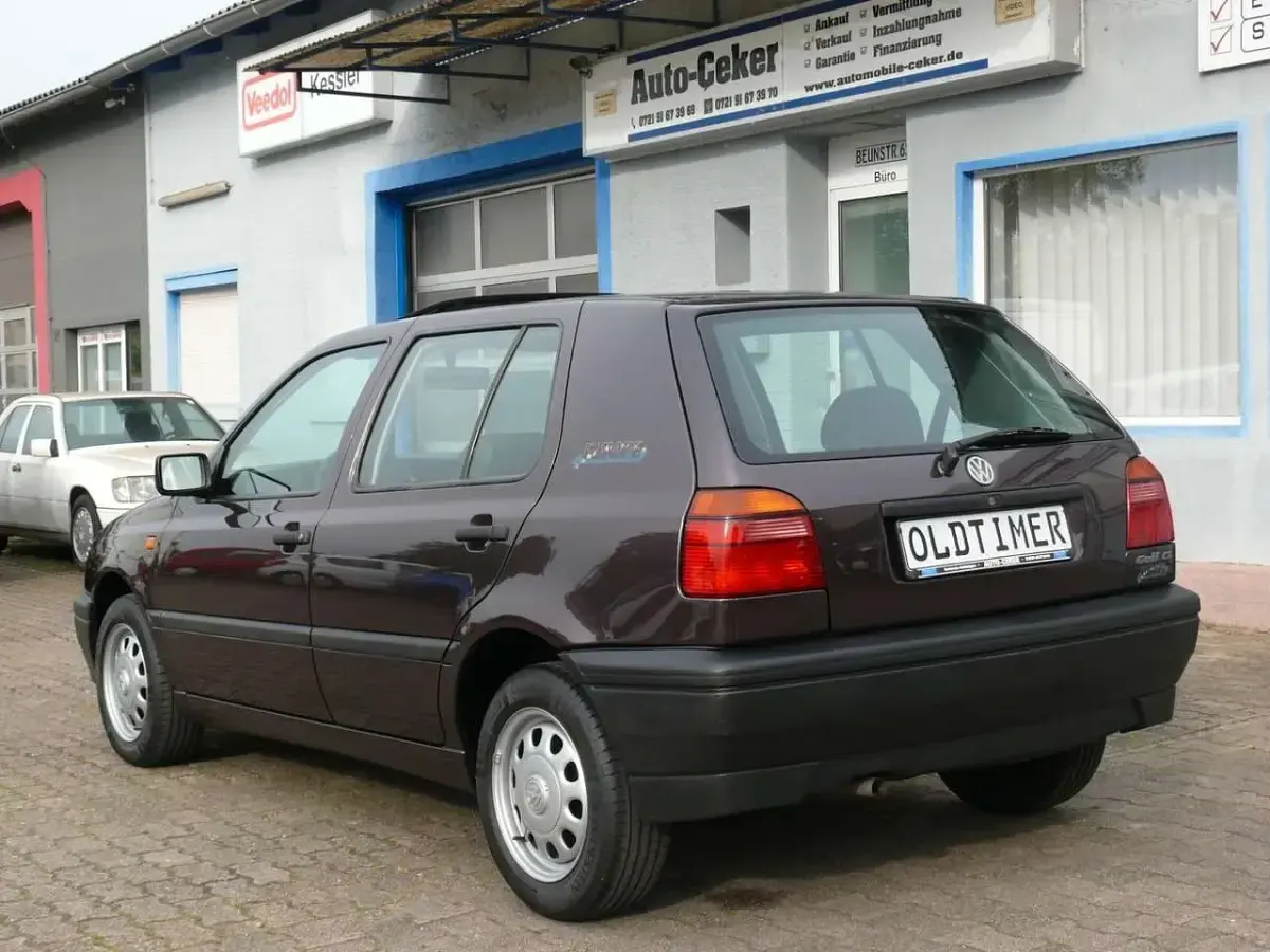 Brugt VW Golf III 75 HK (55 kW) 1994 Blå Sedan