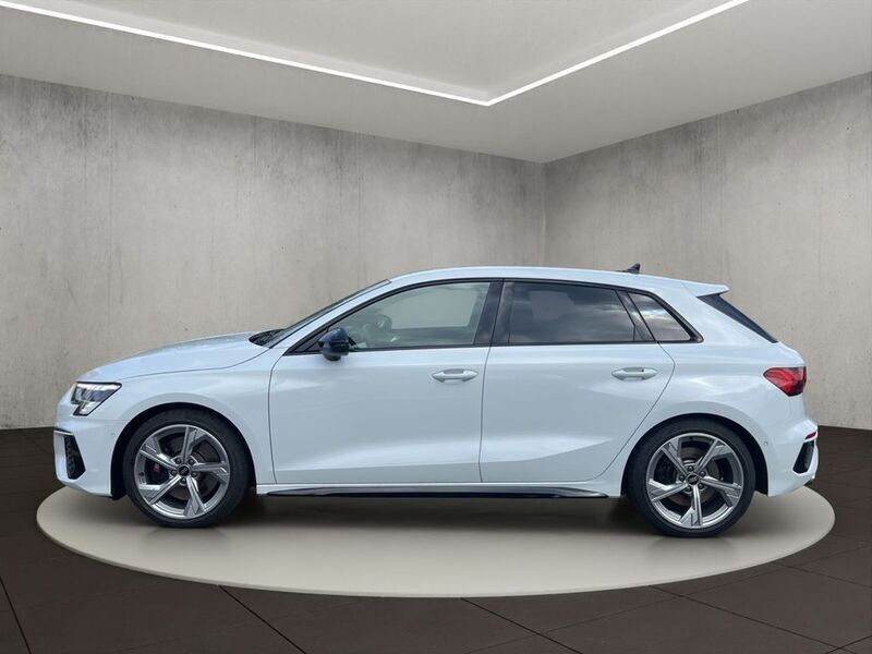 Gebraucht Audi S3 Ambiente 310 PS (228 kW) 2022 Gletscherweiß metallic Limousine