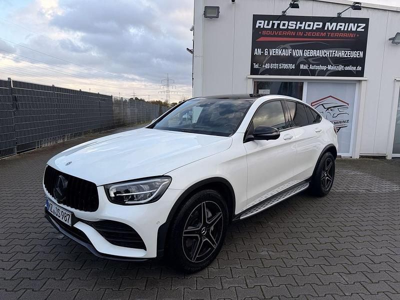 Weiß Gebraucht 2020 Mercedes GLC400d AMG line SUV | 43.999 € (Teuer) - Bild 1/4