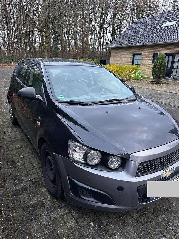 Gebraucht Chevrolet Aveo LS 69 PS (50 kW) 2012 Limousine