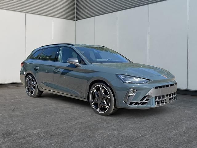Neu Cupra Leon VZ 333 PS (244 kW) 2025 Fiord blue/blau