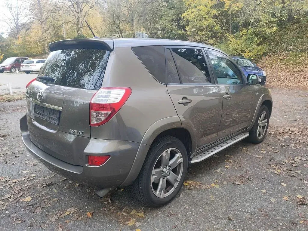 Gebraucht Toyota RAV4 Executive 150 PS (110 kW) 2011 Beige SUV