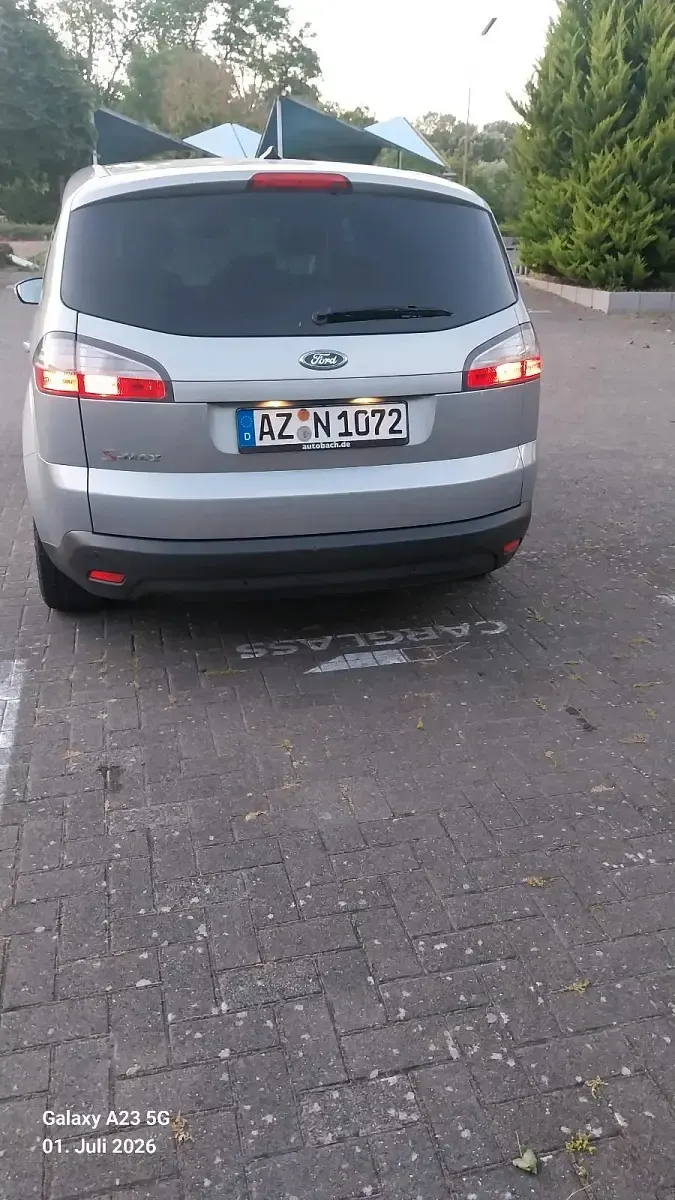 Gebraucht Ford S-MAX S 140 PS (102 kW) 2008 Silber Van / Kleinbus