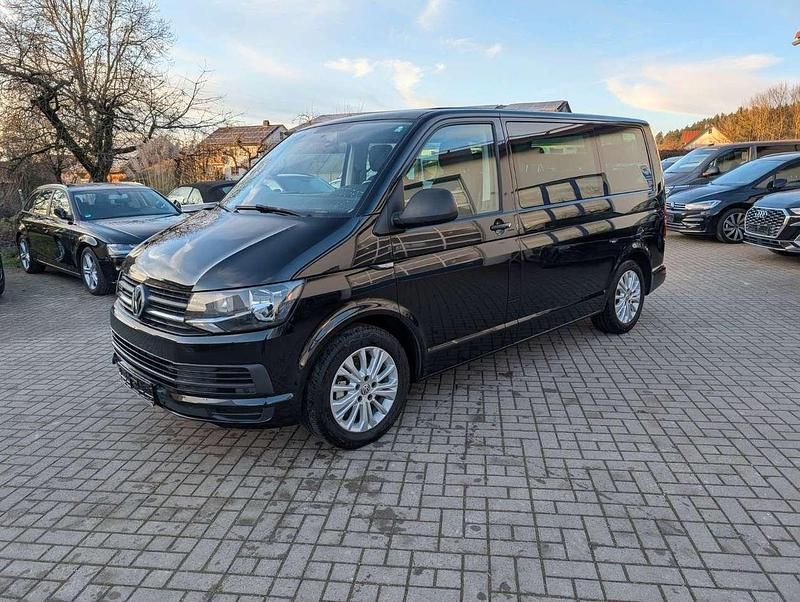 Gebraucht VW Multivan Trendline 150 PS (110 kW) 2016 Schwarz Van