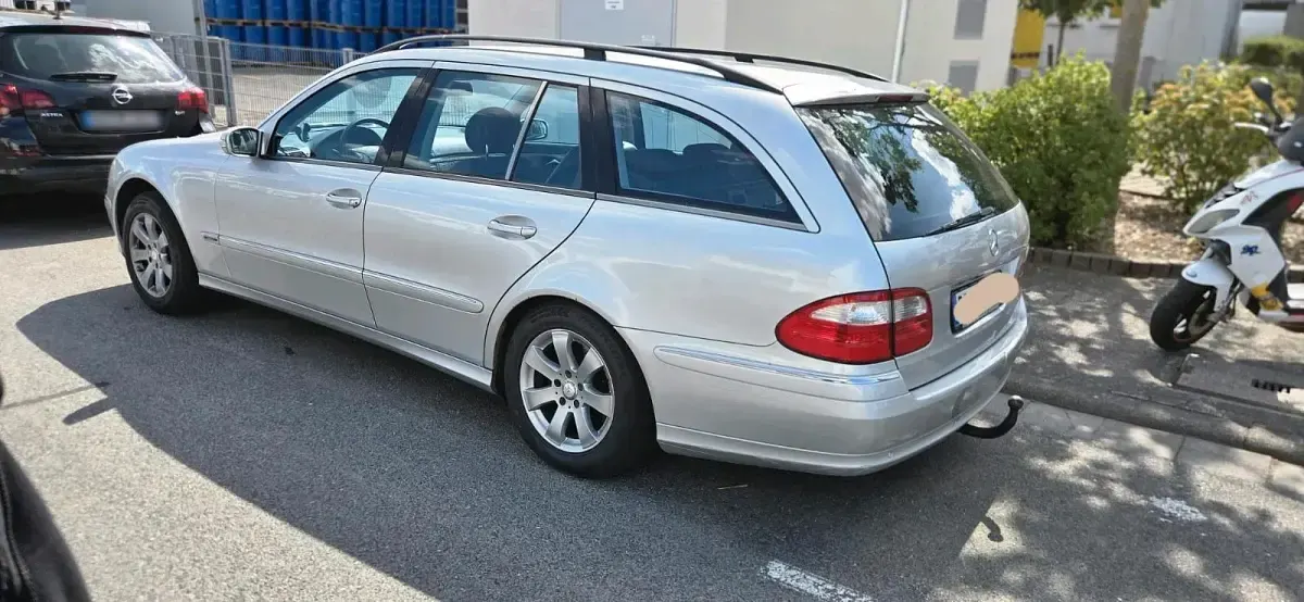 Gebraucht Mercedes E320 224 PS (164 kW) 2004 Silber Kombi