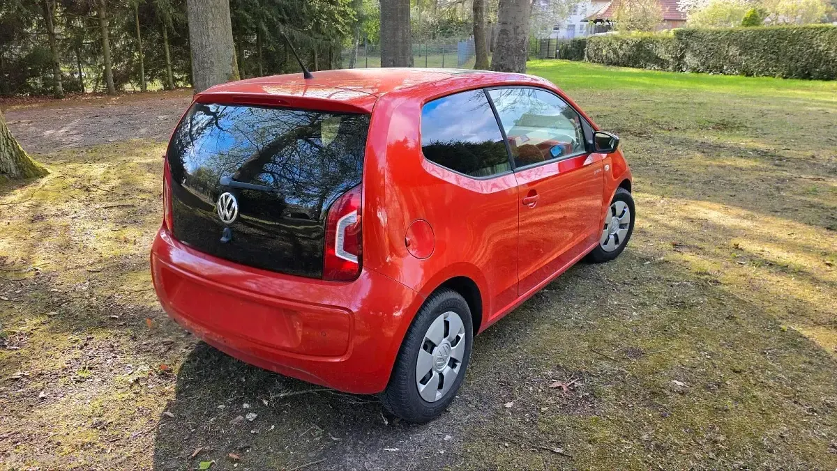 Gebraucht VW up! Groove 75 PS (55 kW) 2014 Rot Kleinwagen