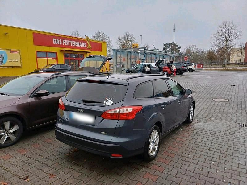 Gebraucht Ford Focus 115 PS (84 kW) 2013 Kombi