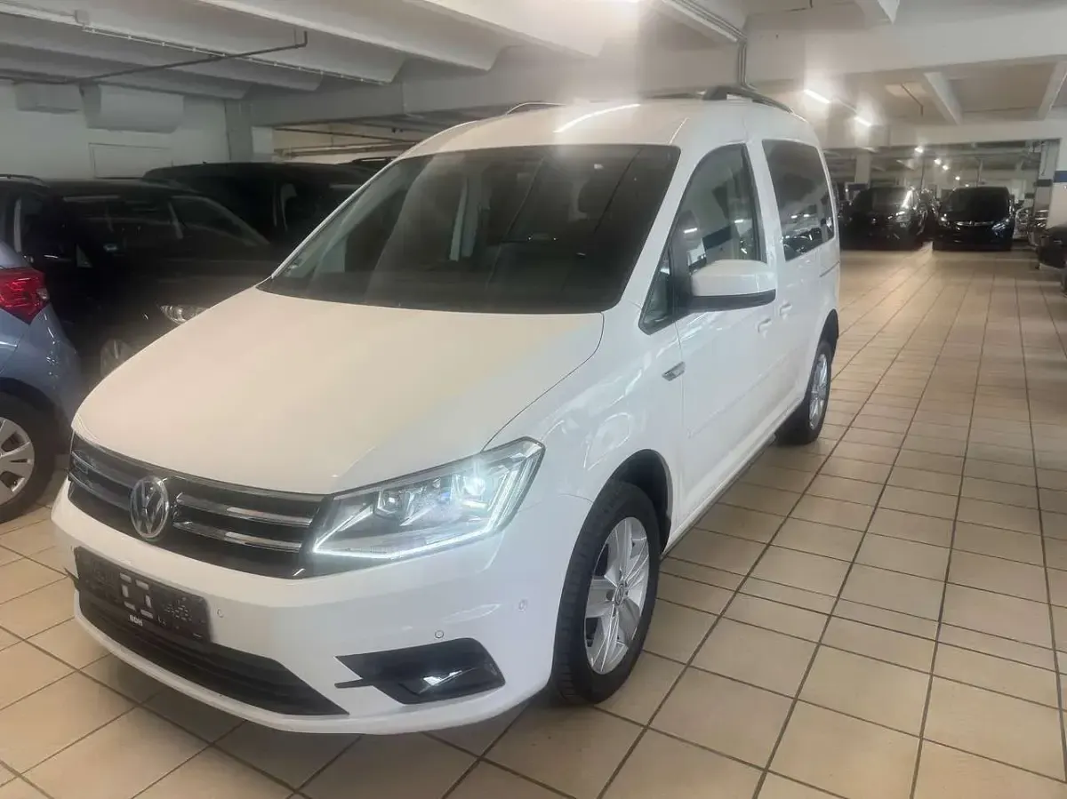 Gebraucht VW Caddy Comfortline 150 PS (110 kW) 2017 Candyweiß Van / Kleinbus