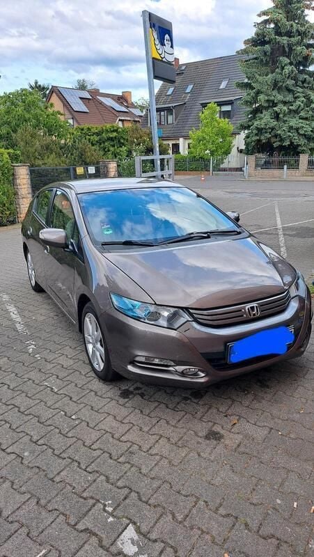 Braun Gebraucht 2010 Honda Insight Elegance Limousine | 11.000 € (Teuer) - Bild 1/4
