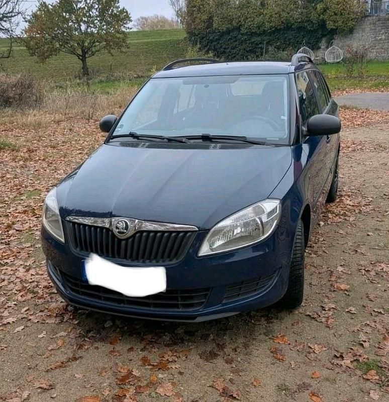 Blau Gebraucht 2013 Skoda Fabia Kombi | 2.300 € (Fairer Preis) - Bild 1/3