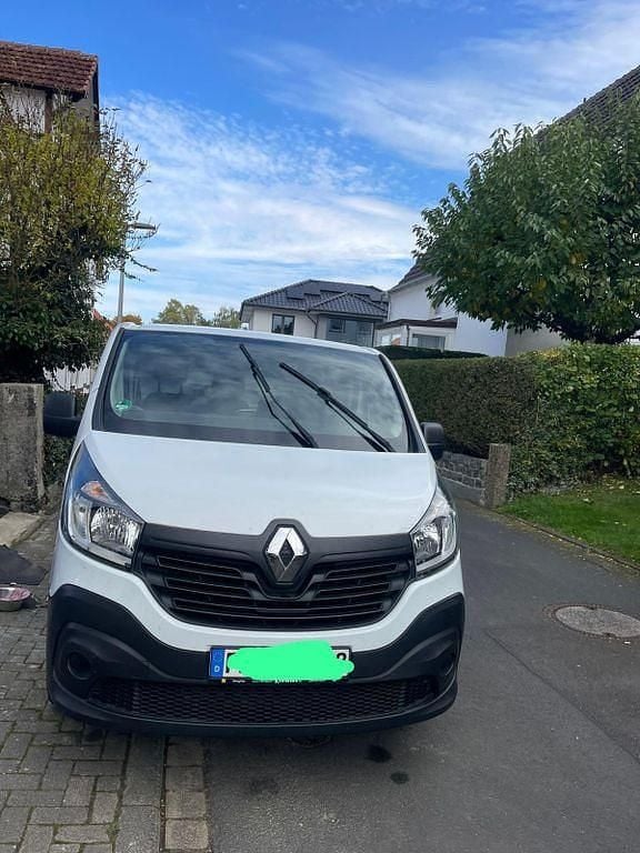 Gebraucht Renault Trafic 95 PS (69 kW) 2019 Weiß Van / Kleinbus