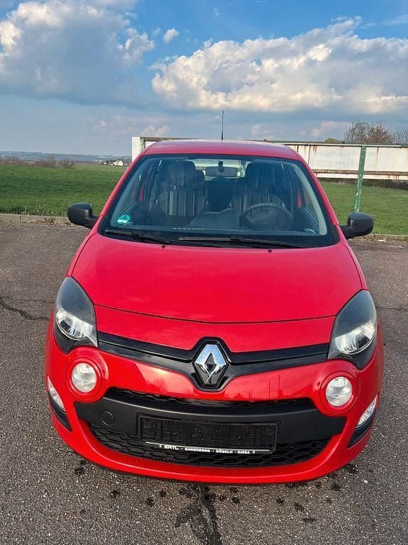 Gebraucht Renault Twingo Initiale Paris 75 PS (55 kW) 2013 Rot Kleinwagen