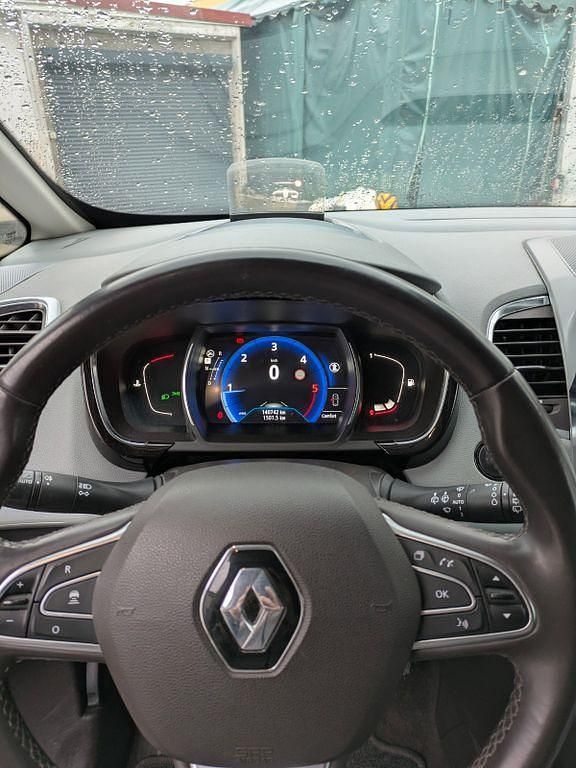 Gebraucht Renault Espace Intens 160 PS (117 kW) 2015 Grau Van / Kleinbus