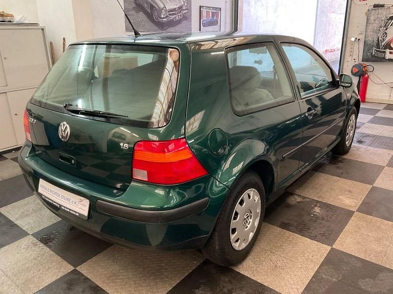 Gebraucht VW Golf III 101 PS (74 kW) 1999 Grün Limousine