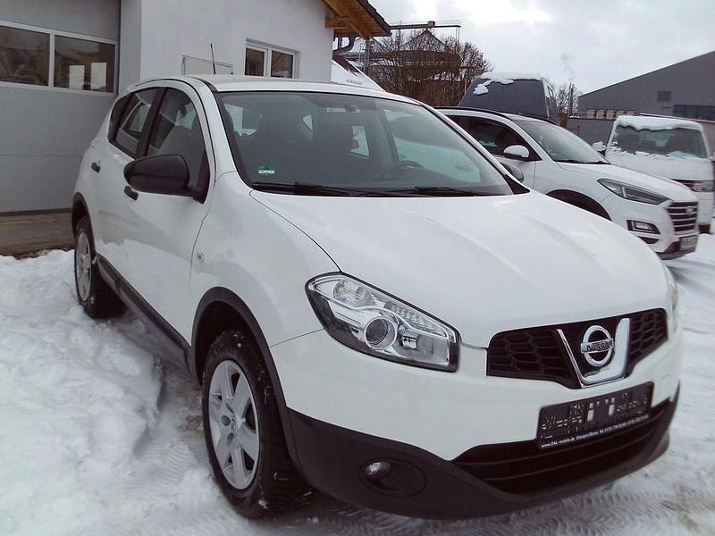 Gebraucht Nissan Qashqai Visia 117 PS (86 kW) 2011 Weiß SUV