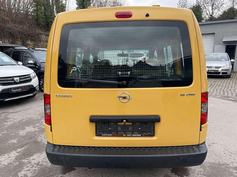 Gebraucht Opel Combo Basis 69 PS (50 kW) 2005 Gelb Van / Kleinbus