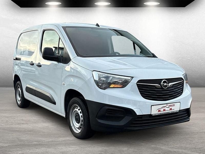 Gebraucht Opel Combo 102 PS (75 kW) 2023 Weiß Van / Kleinbus