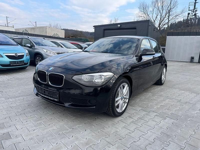Gebraucht BMW 116 Sport Line 116 PS (85 kW) 2011 Schwarz ii Kleinwagen
