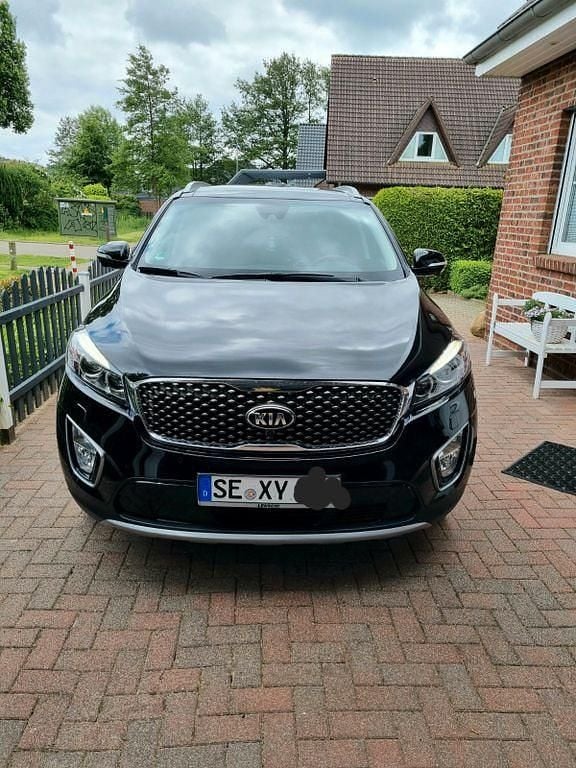 Schwarz Gebraucht 2016 Kia Sorento Platinum Edition SUV | 19.950 € (Guter Preis) - Bild 1/4